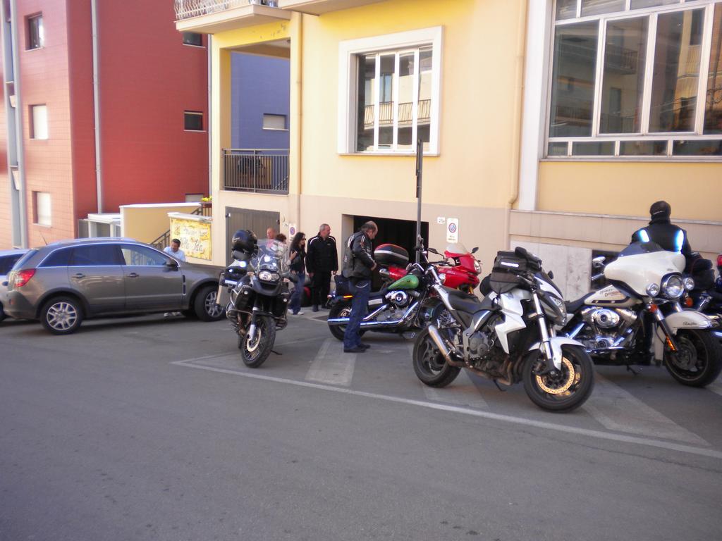 Pensione Villa Ida Termoli Bagian luar foto