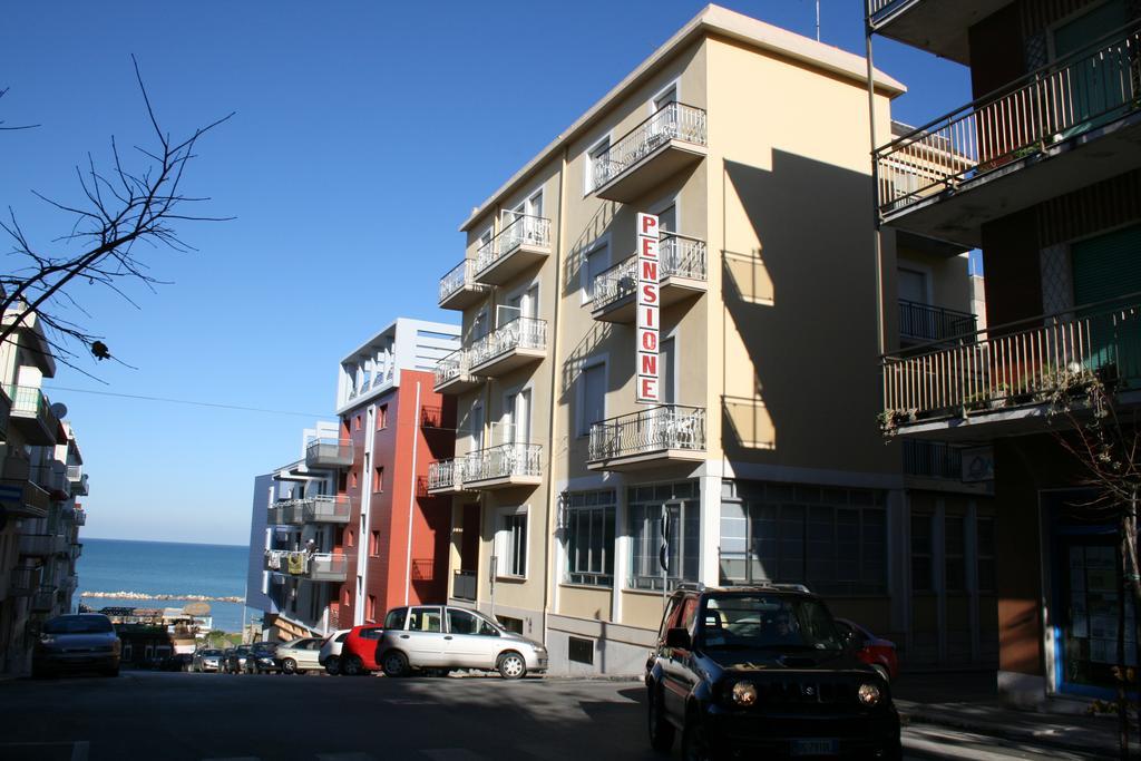 Pensione Villa Ida Termoli Bagian luar foto